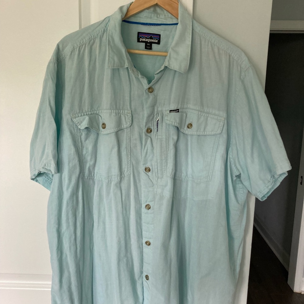 Blue Patagonia Cayo Largo II button up two chest pockets 69% organic